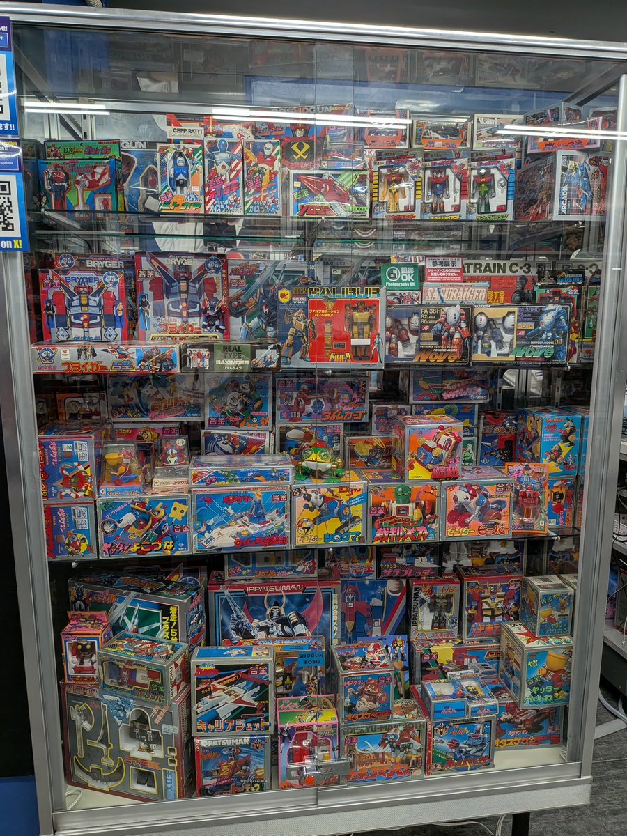 🤖メカストアオープン✨️ ヴィンテージ商品多数展示、販売行っており