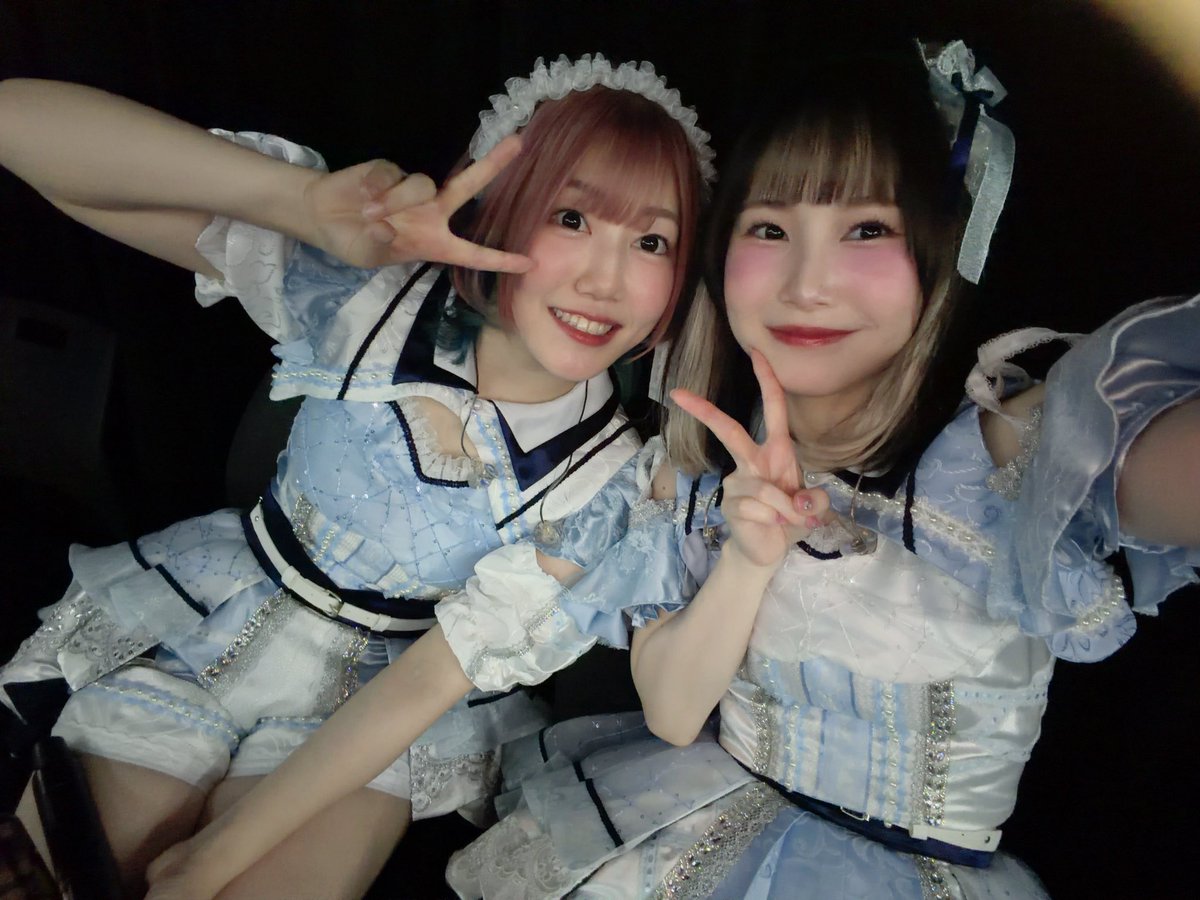 ma_akane1014's tweet photo. もうアーカイブ期間終わってしまったのに、まだ皆さんとのお写真が投稿しきれてない〜！😭

佐倉薫さん
花谷麻妃さん
星希成奏さん
集貝はなさん

沢山お話しできて嬉しかったな〜！みなさんお優しくて可愛い￼🤭
(あかね)
#デレミュ_オブザデット
#デレミュオブザデッド_観劇レポート https://t.co/ep5clDx7MC