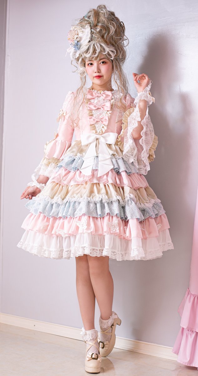 tokyo_lolita_pr tweet picture