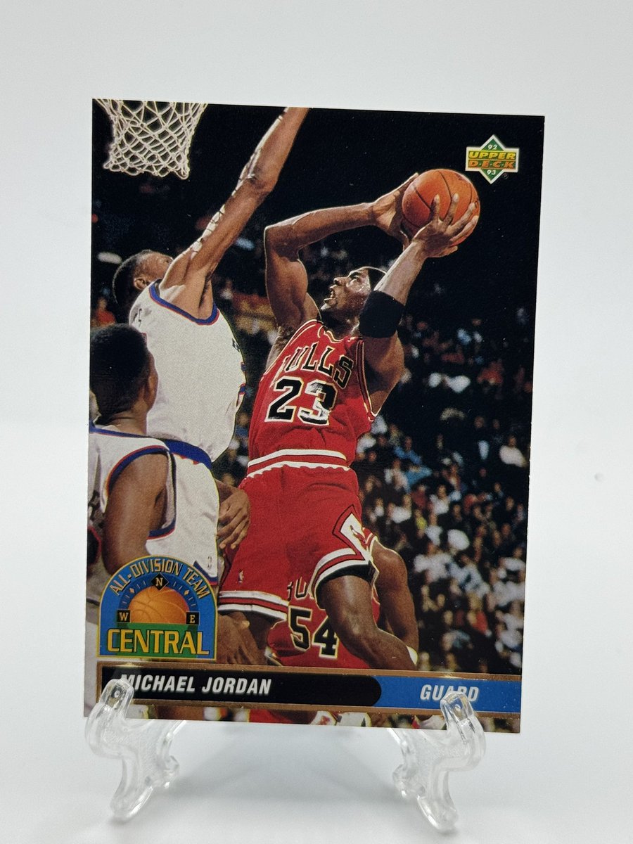 CoachsCardsOK's tweet photo. @DHCards10 @hobbyRetweet Trout $5
MJ All-Star $10
MJ All Division $15
LeBron $5 https://t.co/8l3io8WjZj