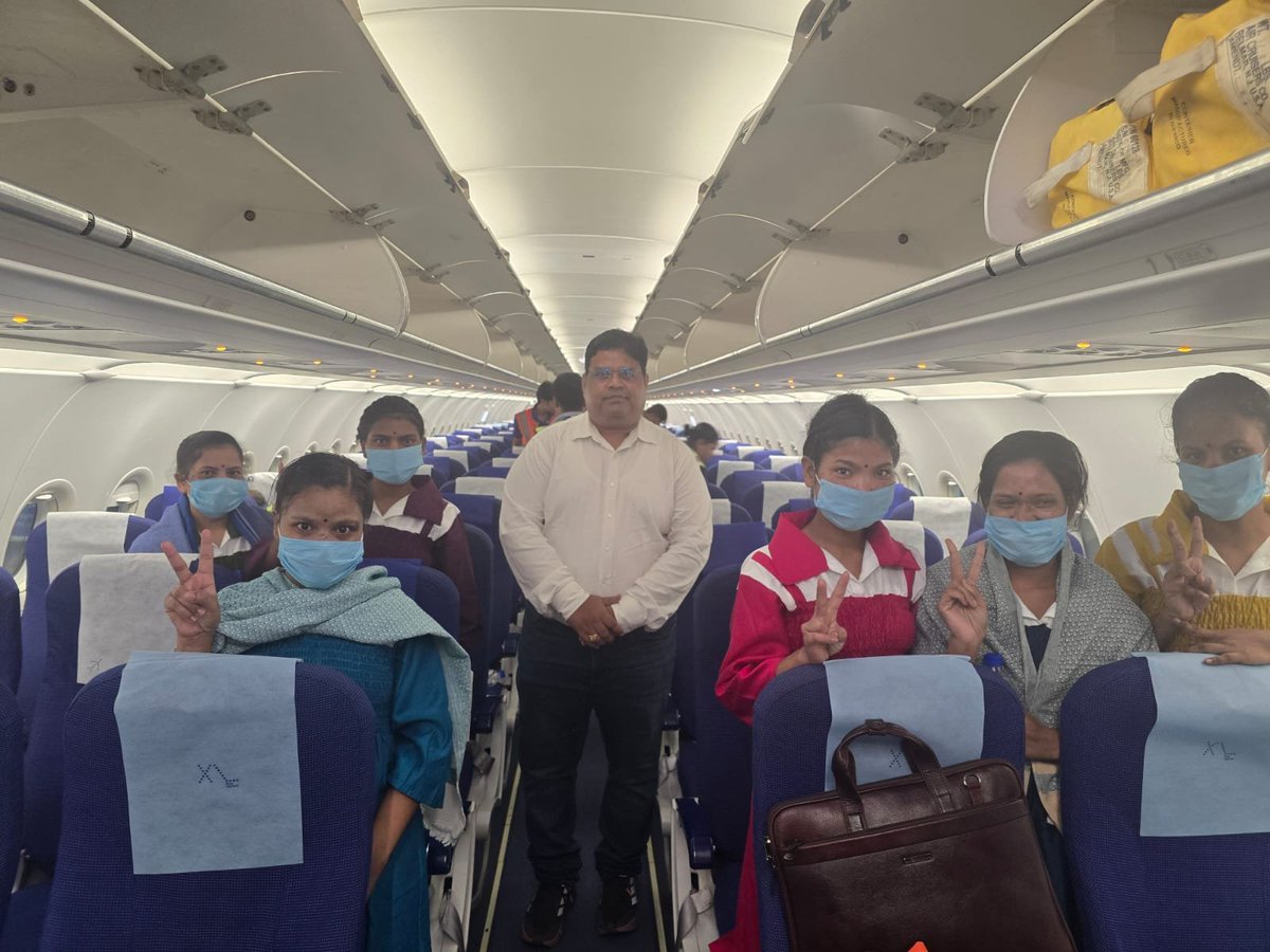 LabourOdisha's tweet photo. 6 more Odia workers from Odisha who were undergoing treatment in hospitals of Thiruvallur and Chennai have been discharged and safely brought back home.
To ensure their comfort and avoid a long train journey, they travelled by air from Chennai and arrived at Bhubaneswar Airport at 7:15 PM on 14.07.2026 accompanied by DLC,  Kendujhar.
From the airport, they were sent to their native places in an AC vehicle under proper guidance and support of Labour machinery.
With this, a total of 83 Odia workers have returned to their native place.
2 more workers are still under treatment in Chennai and are being closely monitored.
Two labour officers are monitoring their treatment at Chennai.

#labourodisha #migrantworker
@CMO_Odisha @GaneshRamBJP @LabourMinistry @LESIOdisha @IPR_Odisha