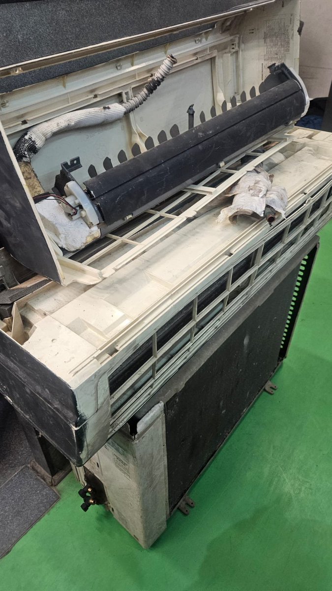 Sellallscrap's tweet photo. Mitsubishi Split 1.5 Ton AC Scrap Buyers Service In Mehrauli Delhi | Sell Old Air Conditioner Online https://t.co/r57J48lGZn