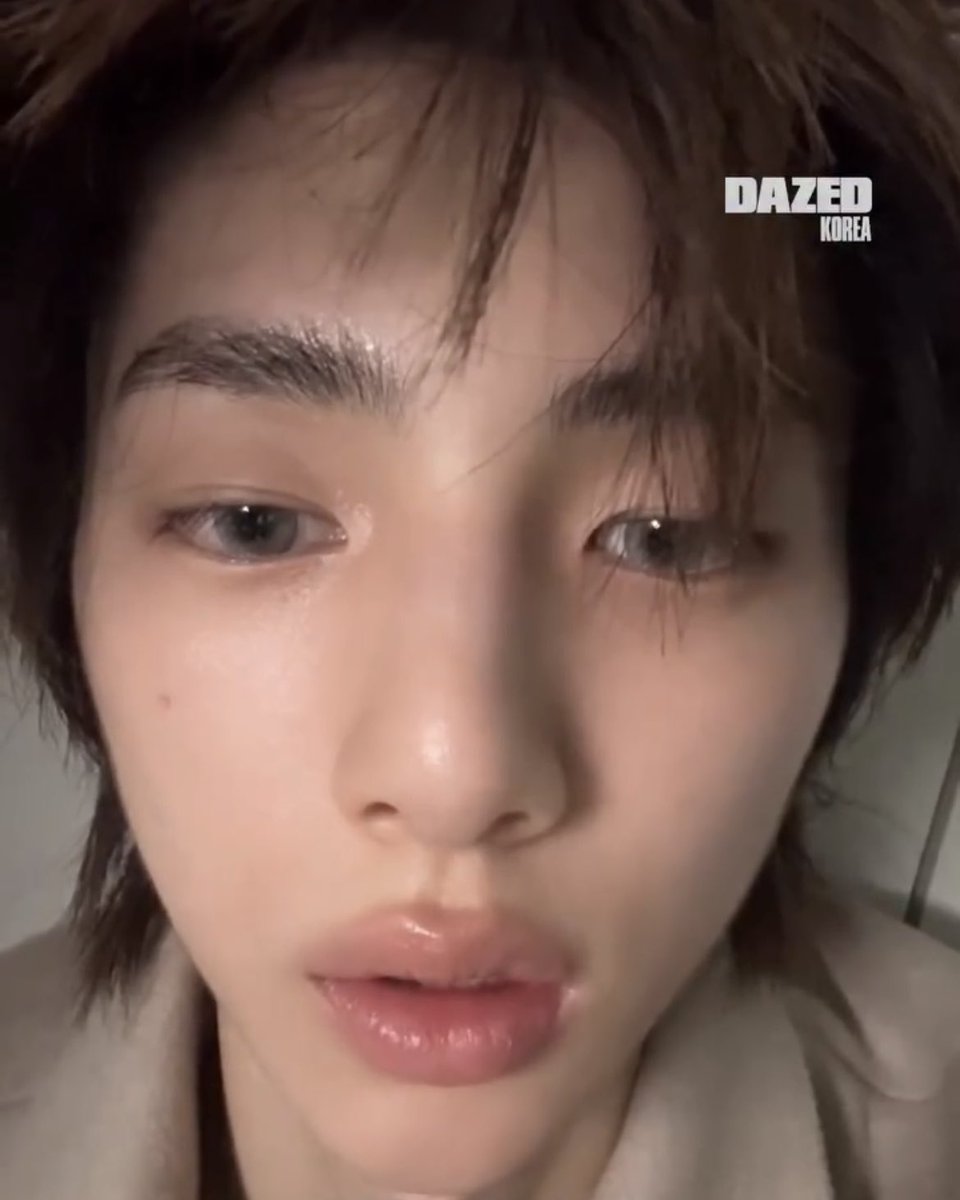 juhoontwt's tweet photo. this whole look on juhoon is so gorgeous… those pretty lenses suit him so well i’m obsessed https://t.co/FqHPBngArJ