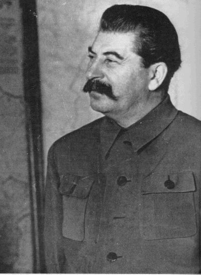 LaylaJuno's tweet photo. Indeed, dictatorial and authoritarian regimes were, during certain historical periods, important for social and political advancement, promoting reforms and gains for the most marginalized—figures such as Cromwell, Robespierre, Stalin, Vargas, Peixoto, and others come to mind. https://t.co/S3B6t2QvJa