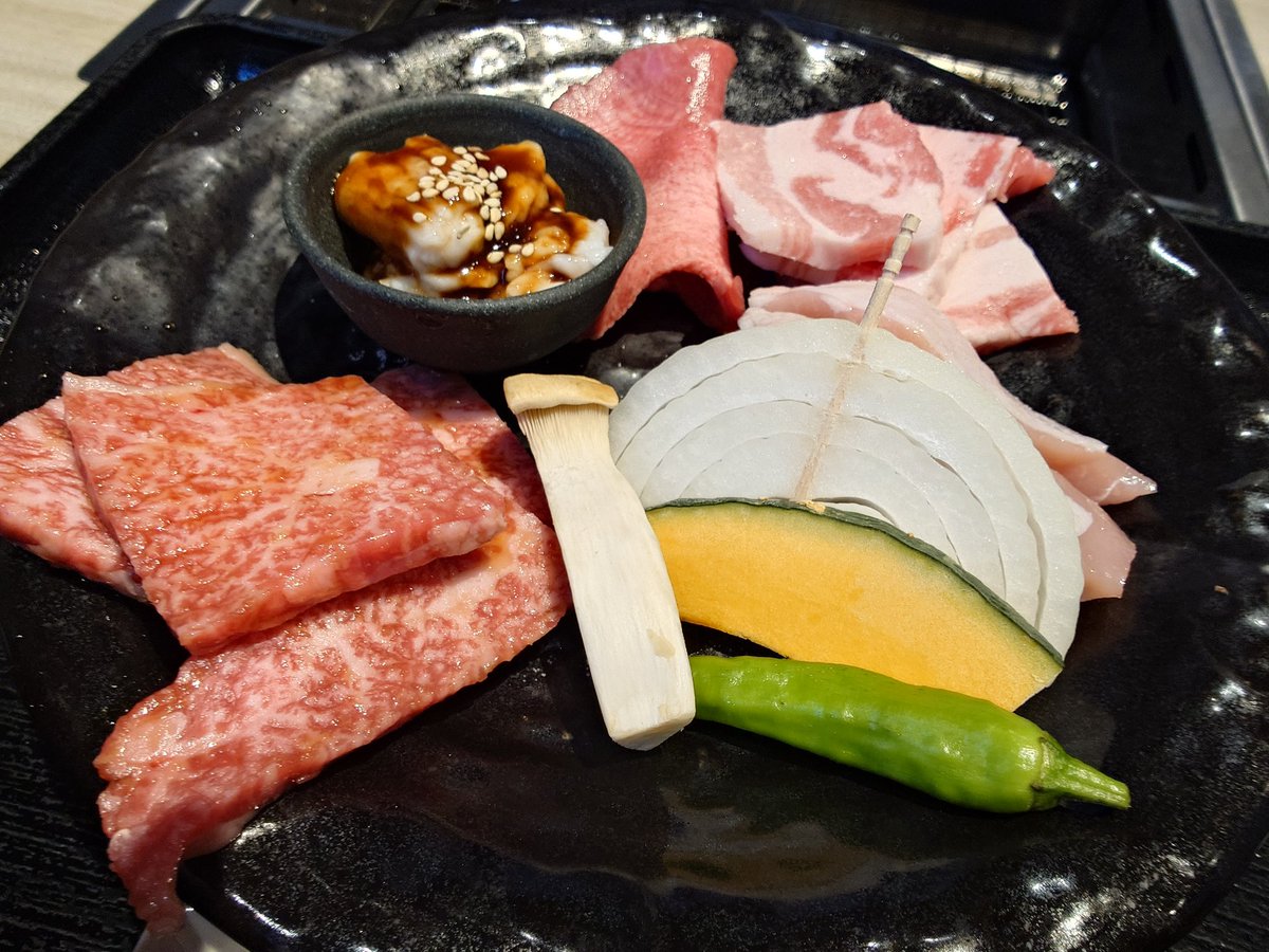 ARisa3__'s tweet photo. 焼肉ランチー🐮 https://t.co/mMI6jV6e8P