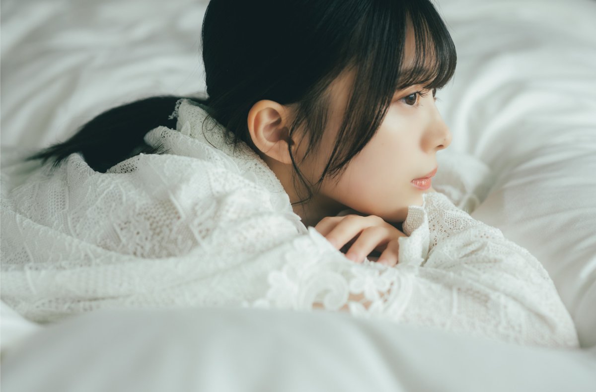 oricon's tweet photo. 櫻坂46森田ひかる、大人“るんちゃん”に
『サンデー』表紙で魅力炸裂＜ほか写真あり＞
https://t.co/3pb1XeMI8x

#森田ひかる https://t.co/8PpDssanjI