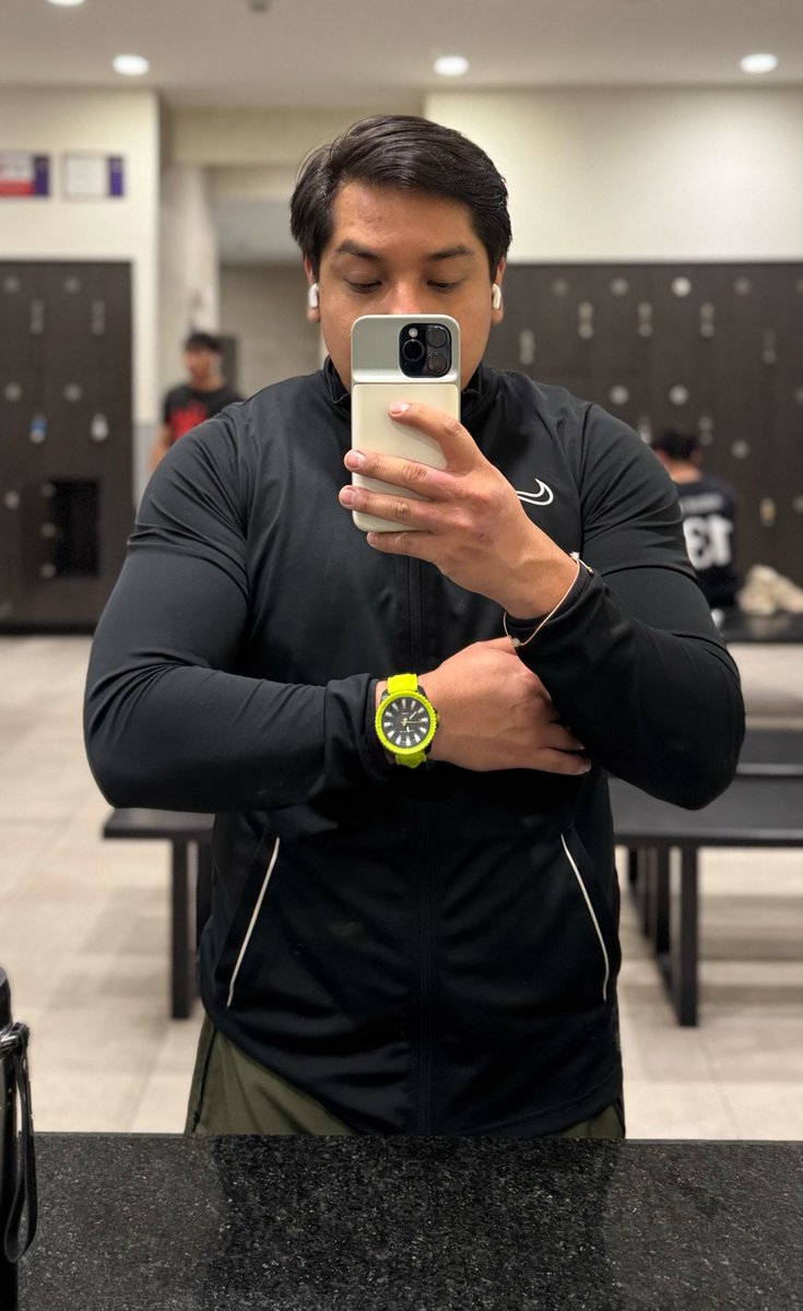 QuepedoFreddy's tweet photo. Se entrenó 👌 https://t.co/IkzPsHYxoH