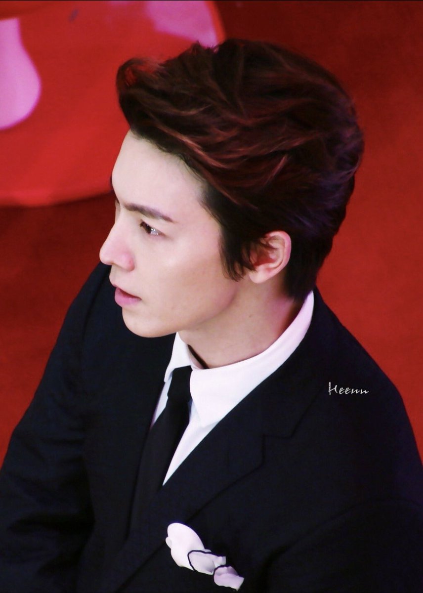 mo9mo9mo9_sub's tweet photo. どの角度から見てもカッコいい🫶💕
#1日1ドンヘ
#DONGHAE #SUPERJUNIOR #동해 #ドンヘ https://t.co/q4OGlbnWDS