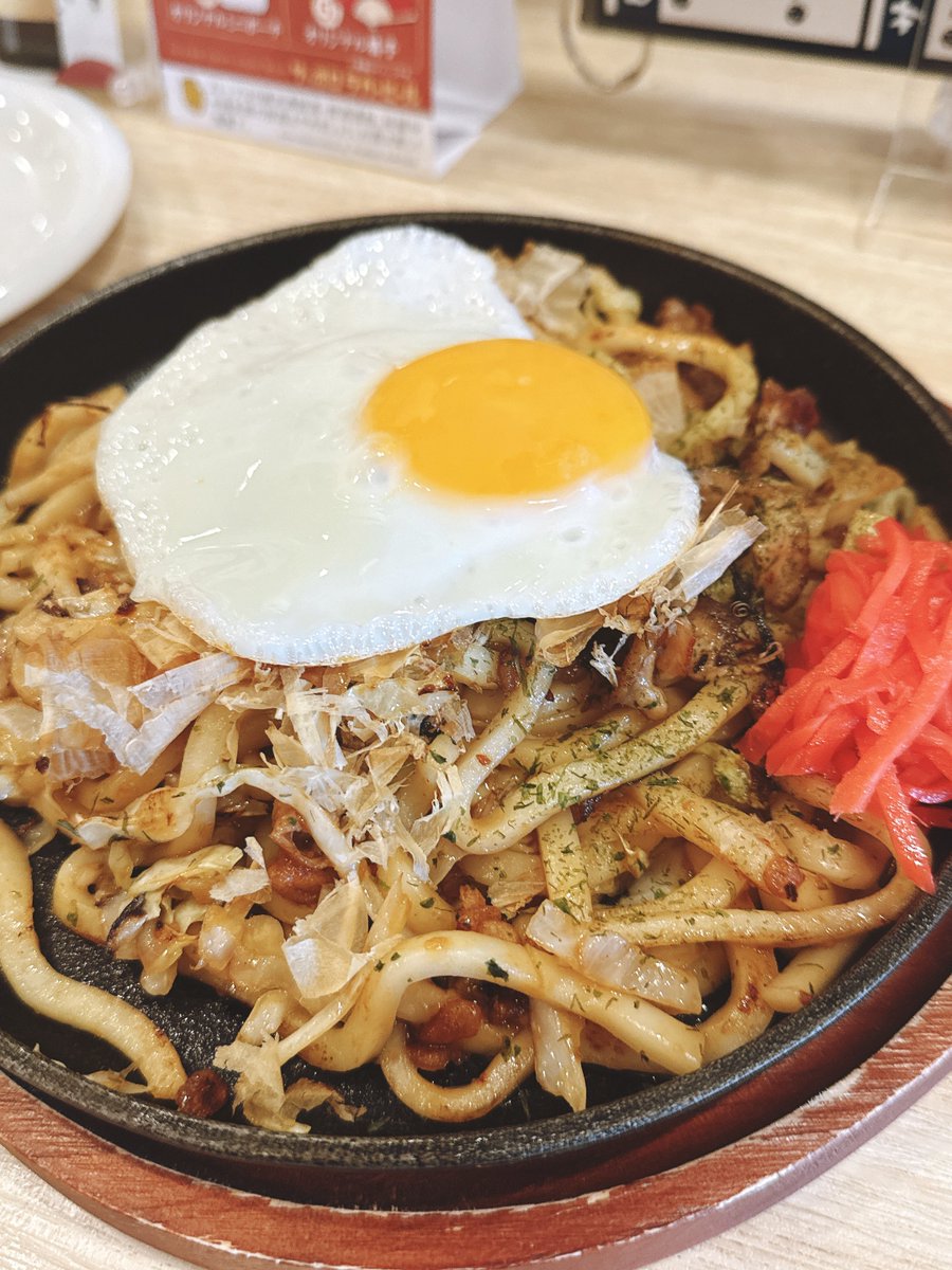 hamaanu's tweet photo. 弌番太鼓の焼きうどん https://t.co/4VxL5QJGMP