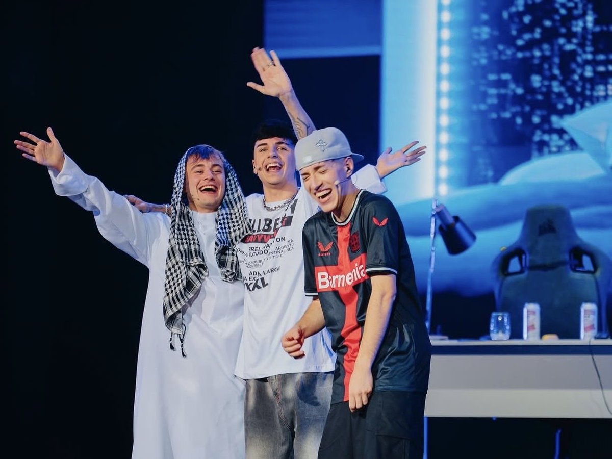 oriiianaaa__'s tweet photo. Ya era de esperarse, y aunque duela hay q quedarse con todos los lindos momentos q nos hicieron pasar, esos streams q nos acompañaron tantas noches desde 2024, m duele un montón pero agradezco todo lo que fueron y significan para mí. Ojala sea un hasta pronto, gracias por tanto❤️ https://t.co/AY4pXRSWmP
