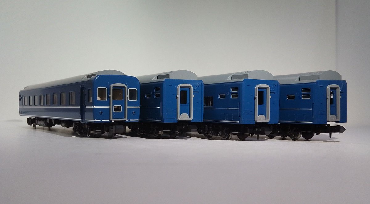 ◇入荷情報◇ #TOMIX 98803 国鉄 24系 25-100形特急寝台客車 増結