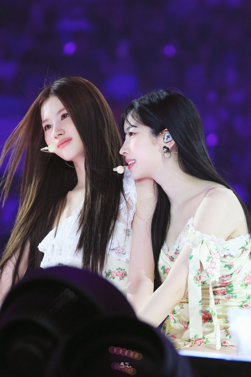 yzywgd_'s tweet photo. 260711

#사나 #SANA #サナ
#다현 #DAHYUN 
#트와이스 #TWICE https://t.co/Na2fAOtnJW