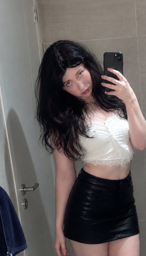 Nikitablk's tweet photo. just a boy who’s been manipulated by Daddy 💕

#trans #sissy #femboy #gay https://t.co/dhO38Vkbew