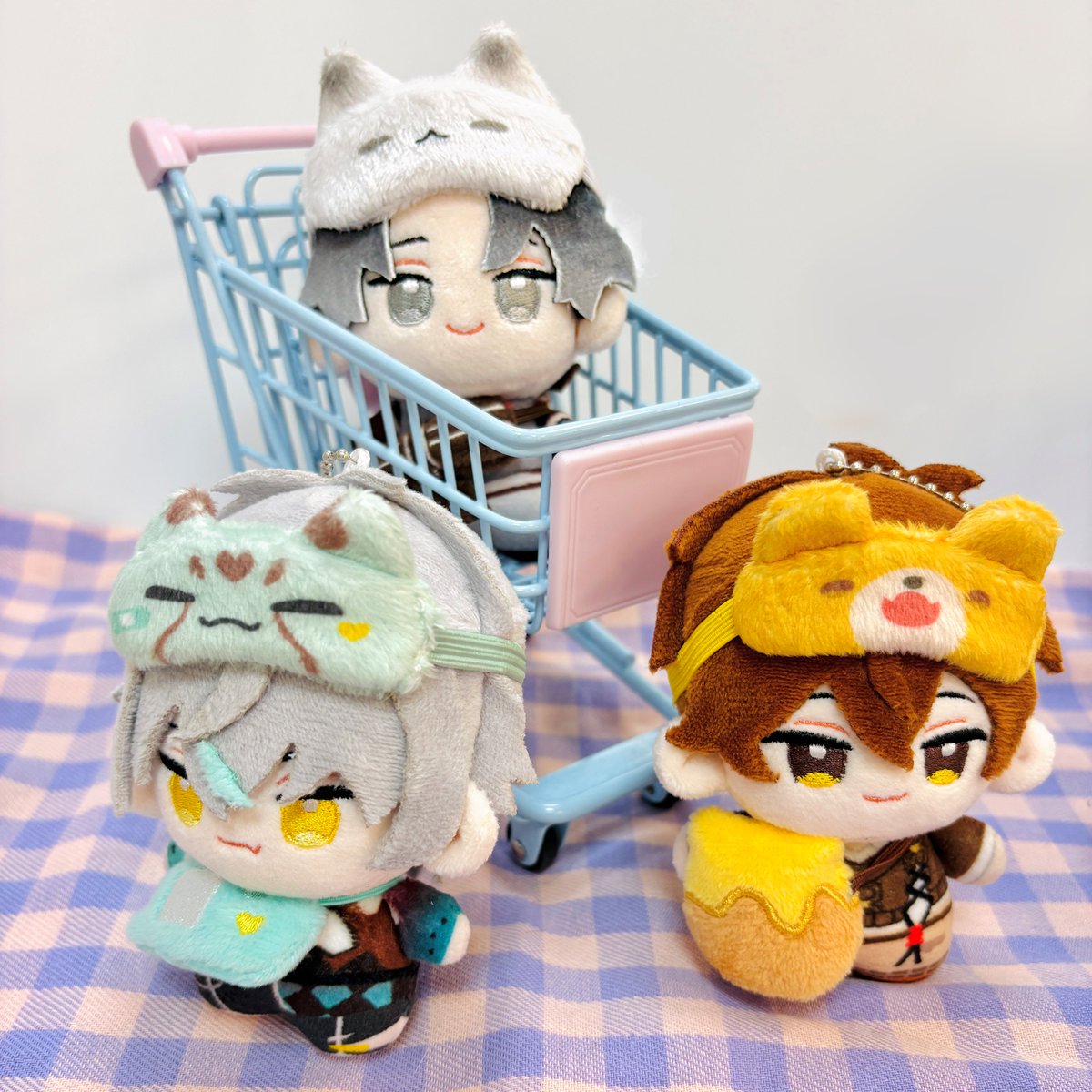 EnVisionVTuber's tweet photo. 🔔預見娛樂 in 漫畫博覽會 | 線上預購開賣🔔

預購期間：7/15(三) 12:00 ～ 8/9(日) 23:59

【2026漫畫博覽會】Dark Night Family Conclave 闇夜密會系列個人商品
https://t.co/6gBOBMWPAc

【2026漫畫博覽會】Alluria&CaKano 10cm絨毛娃娃及娃娃隨機配件
https://t.co/A4i3xS3sW6

【2026漫畫博覽會】Dark Night Family Conclave 闇夜密會系列團體商品
https://t.co/4oMvOojP83

★海外買家請來信 vtmerch@mesports.tw

※預計發貨日是2026年10月下旬至11月下旬(有不克因素會另行通知)※

#預見娛樂 #Alluria #CaKano #第25屆漫畫博覽會