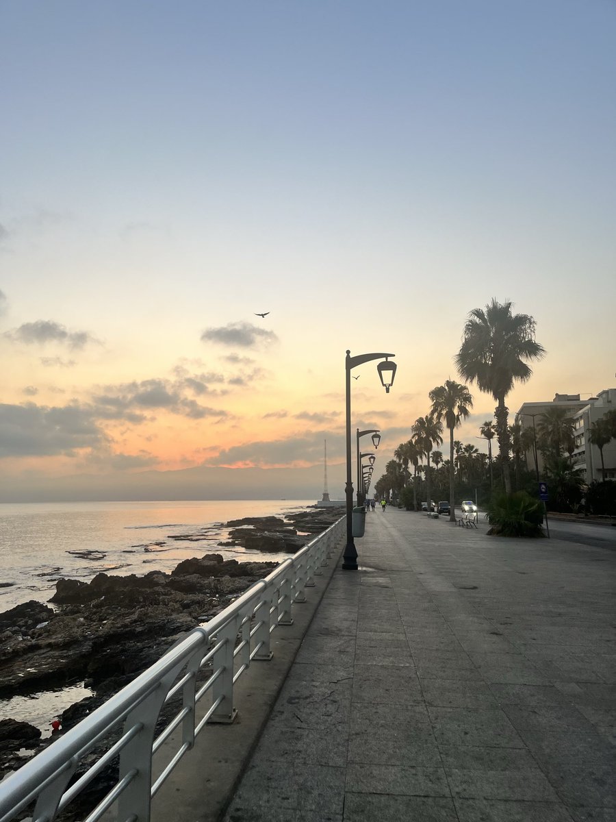 Ratouta2020EC's tweet photo. بعد مدة ستكتشف بأن ما ضاع منك لم يكن غالي 
بل انت كنت تبالغ في تقدير قيمته ..#وهيك https://t.co/67gH8uqItQ