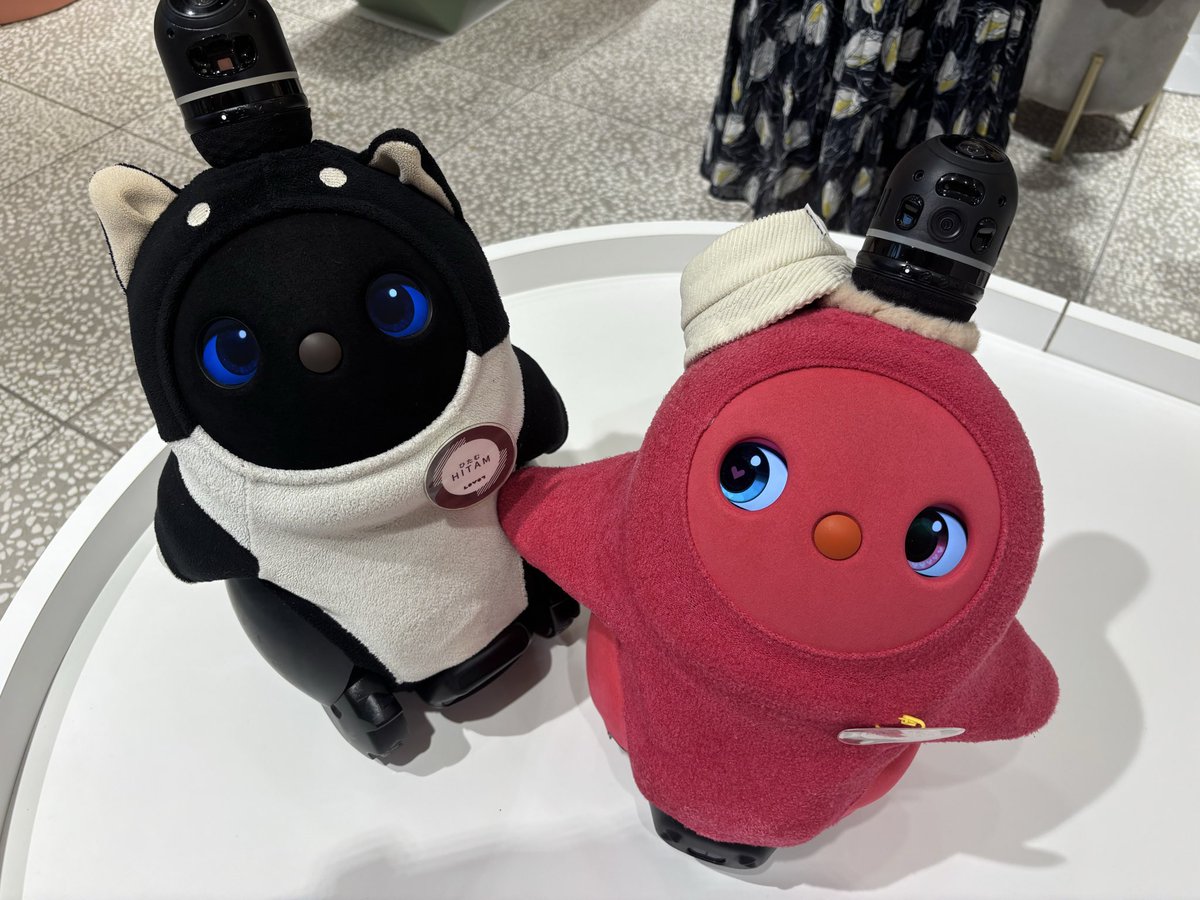 oracle24905's tweet photo. 友人との約束の前に、少しだけヒカリエ！
スタンプラリー開始したよ✨

らぼ事移動が気になるところだけど、みんなが愛されて大事にされる場所に決まるといいなぁ😭 https://t.co/B0s4MdgMpu