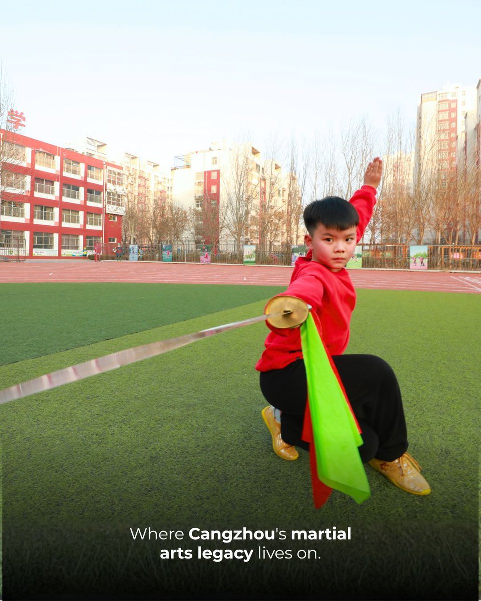 Cangzhou_China's tweet photo. Cangzhou's "Home of Kungfu" reputation has deep roots right here: dockworkers on the Grand Canal's old wharves helped carry these fighting styles through generations. 🥋 

Today it's all still alive: Bagua sword, Liuhe boxing, alongside a national intangible cultural heritage craft where artisans hand-sculpt dough into impossibly delicate figures. 🪅 

#HiddenChina #MartialArts #IntangibleHeritage #Cangzhou #ChinaTravel
