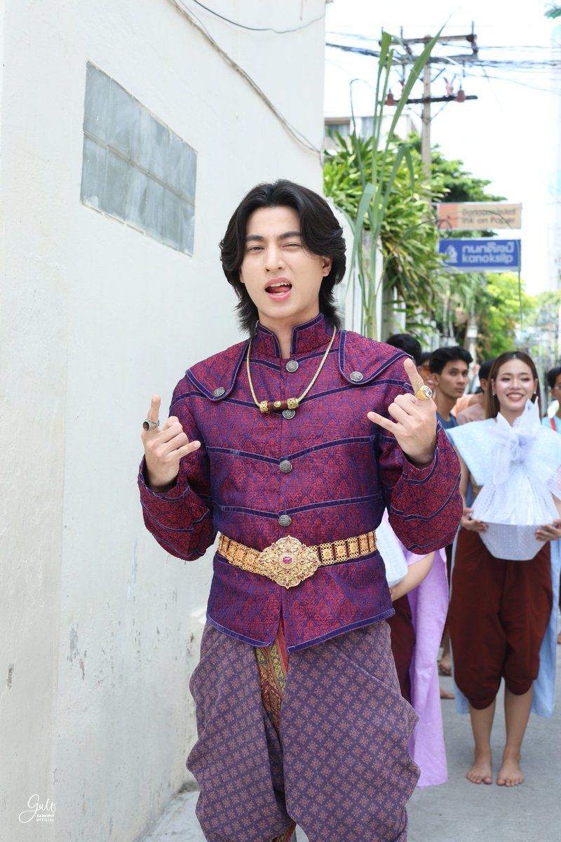 Gulfkanawutofc's tweet photo. ขุนช้าง Gen Z 😆

GULF​ X IN THE NAME OF LOVE PRESS
#อัศจรรย์วันทอง
#InTheNameOfLove
#GulfKanawut https://t.co/4TvAXNZ4wV