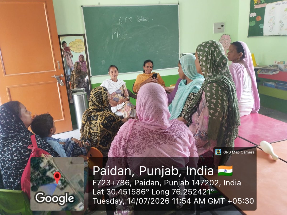 AAP_WomenWingPB's tweet photo. 📍 ਹਲਕਾ ਪਟਿਆਲਾ ਰੂਰਲ (ਬਲਾਕ 3 - ਪਿੰਡ ਪੇਢਣ)
ਮਹਿਲਾ ਵਿੰਗ ਨੂੰ ਬੂਥ ਪੱਧਰ 'ਤੇ ਮਜ਼ਬੂਤ ਕਰਨ ਲਈ ਅੱਜ ਪਿੰਡ ਪੇਢਣ (ਬੂਥ ਨੰਬਰ 16) ਵਿਖੇ 'ਸਖੀਆਂ' ਅਤੇ ਮਹਿਲਾ ਵਿੰਗ ਦੀ ਇੱਕ ਵਿਸ਼ੇਸ਼ ਮੀਟਿੰਗ ਕੀਤੀ ਗਈ। https://t.co/LU3x8sW1jy