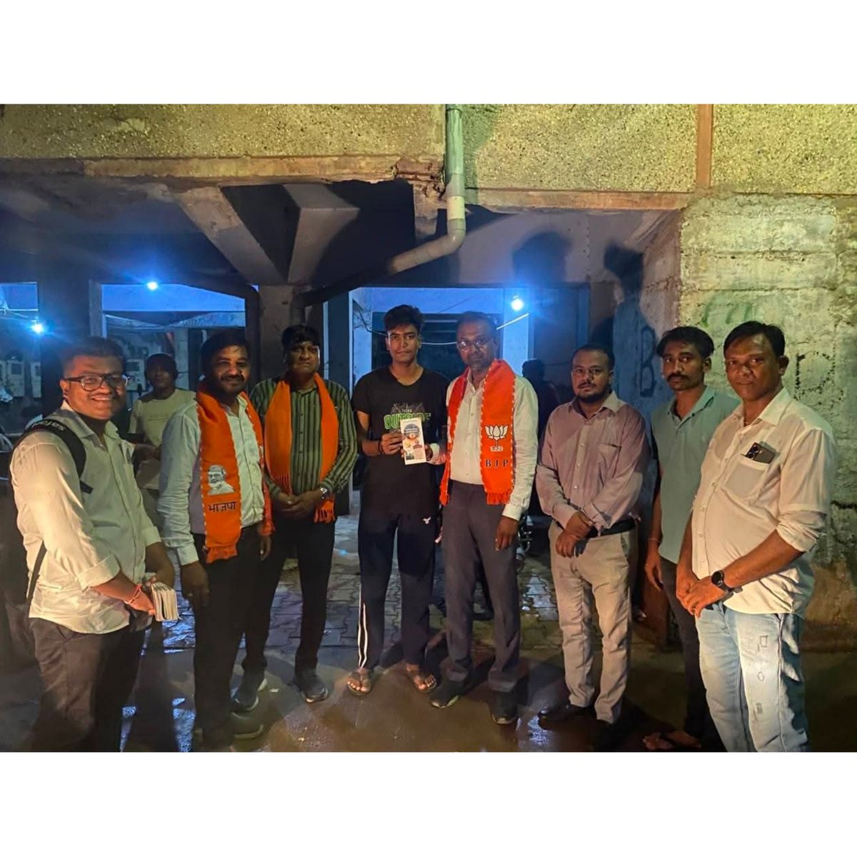 BjpSc1868's tweet photo. તા.૬/૭/૨૦૨૬ ના રોજ "ગાંધીનગર લોકસભા, હરિયાળી લોકસભા" અંતર્ગત સામૂહિક વૃક્ષારોપણ માટે રાણીપ વોર્ડ ખાતે નેમીનાથ ફ્લેટ, ઠાકોર વાસ અને આજુબાજુના વિસ્તારમાં રજીસ્ટ્રેશન કાર્ય સંપન્ન કર્યું. https://t.co/oYqmoWPR57