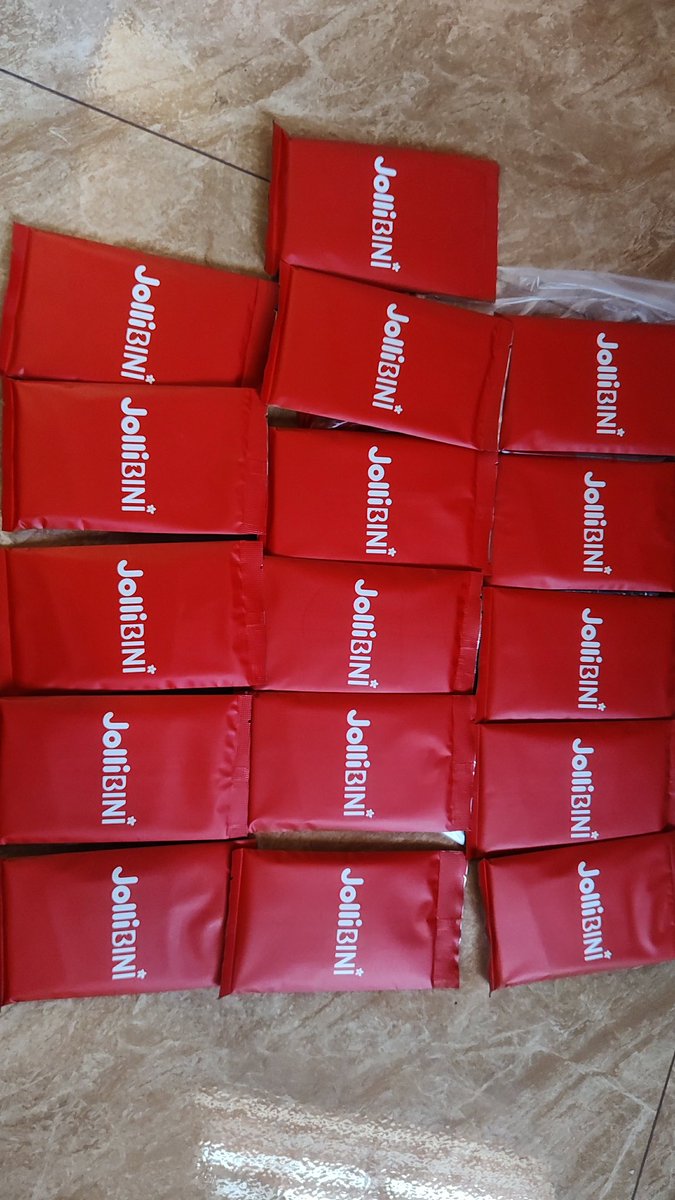 JamAc060617's tweet photo. I can’t wait to open these next week pinas to Chicago 🥹🌸❤️ buti nalang sa pinas cousin ko mekaya sana 😭🫶

#jolliBINI https://t.co/lGDP4ujPW8