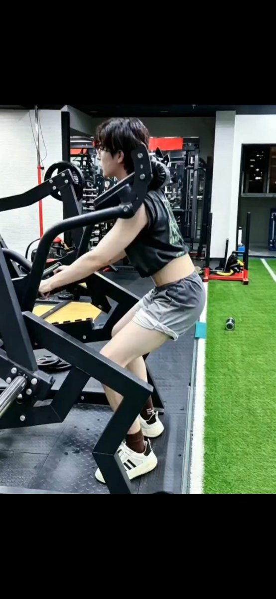 xlismeh's tweet photo. Putih, bersih, seksi 🔥 siapa yang ga ngiler coba liat badan qiuqiu. Definisi cakep sebadan badan. https://t.co/RnlsxXLn4u
