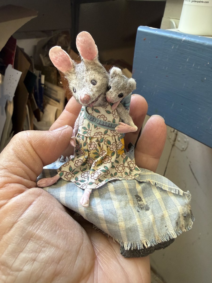 magrudy's tweet photo. I’m doing some restoration work on a diorama that’s gotten sun-bleached..nice to see it come back to life! https://t.co/8qNUW5fjXf