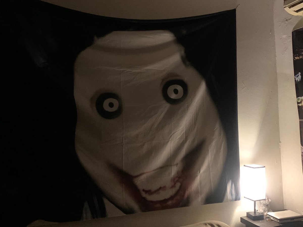 terriblefate87's tweet photo. creo que aquí nunca lo publiqué pero hello hi. por favor muéstrenme su merch/colección creepypasta QUIERO VER https://t.co/n569cZsreY
