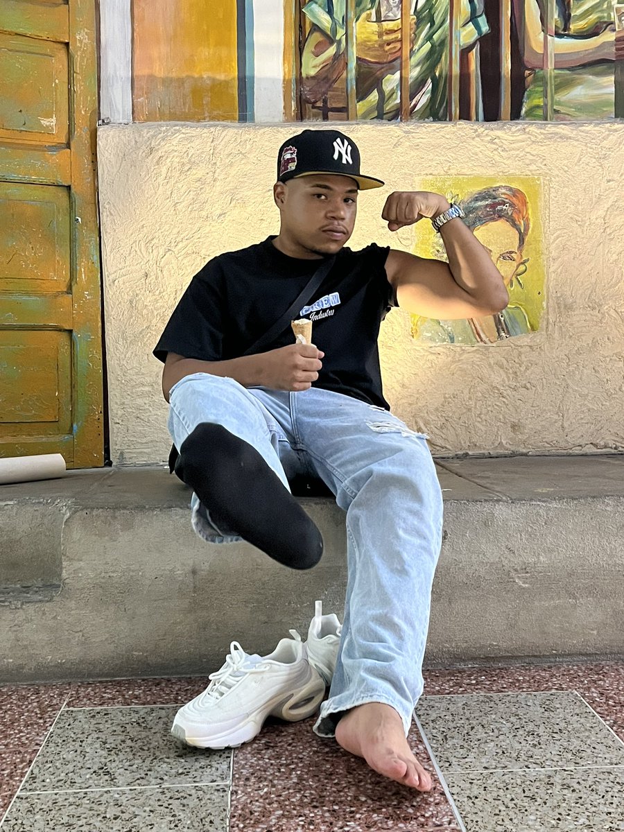 ALPHABLACK_88's tweet photo. This is not a game, if you are not willing to pay for serving, better not write... 🫵🏽

Findom 

#Findom #PayPig #Feet #slavemoney #cashmaster #drain https://t.co/k9iFP9bVQM