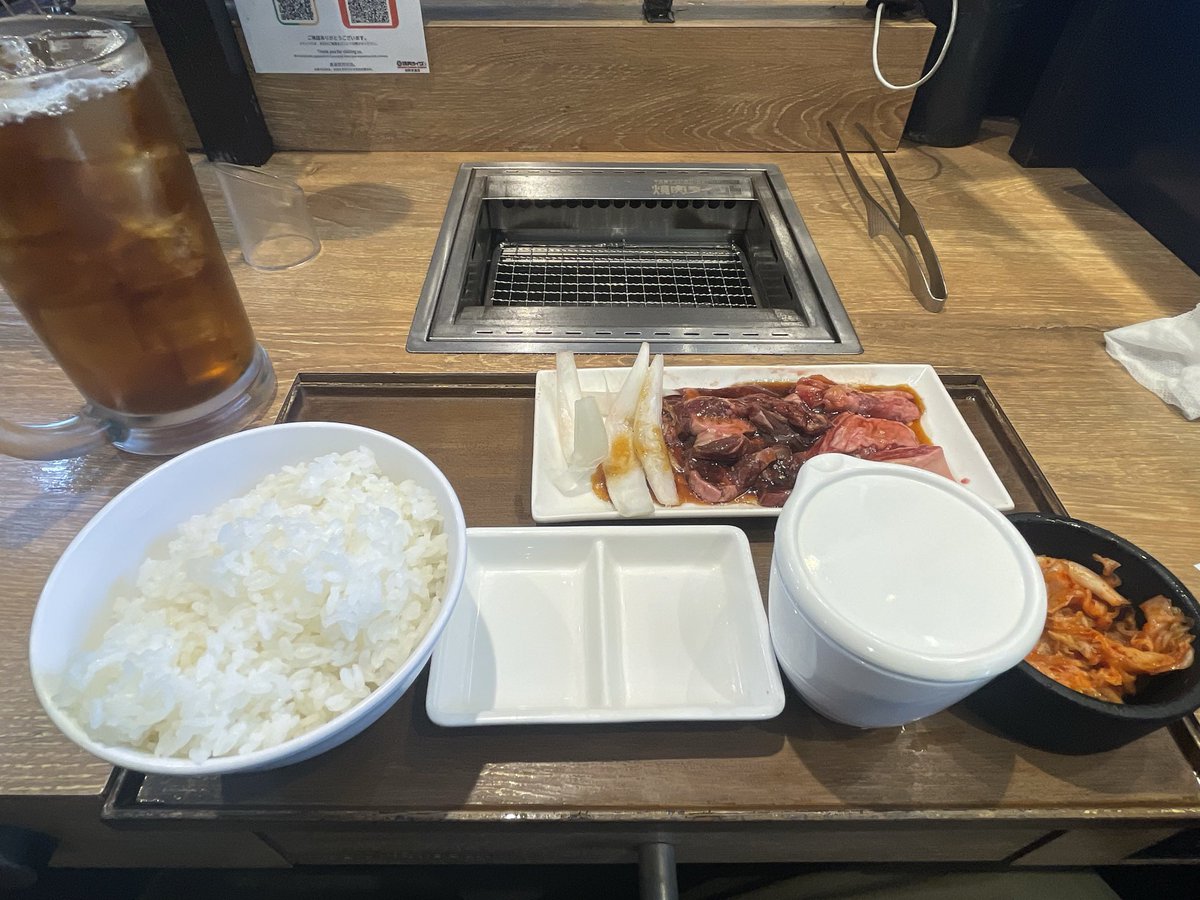 kamina743's tweet photo. 健診終わり
やっぱ焼肉っしょ！！

あれ？
ライクってこんな少なかったっけ？ https://t.co/DQMvDHvMkK