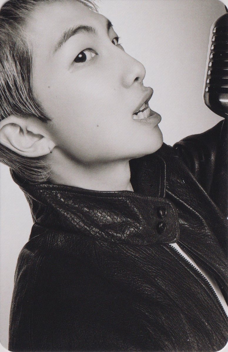 btsfancafe__twt's tweet photo. [scan] ARIRANG - Weverse Album - Photocards  (1/2)

#BTS #방탄소년단 #BTS_ARIRANG https://t.co/TdRhyJ2syW