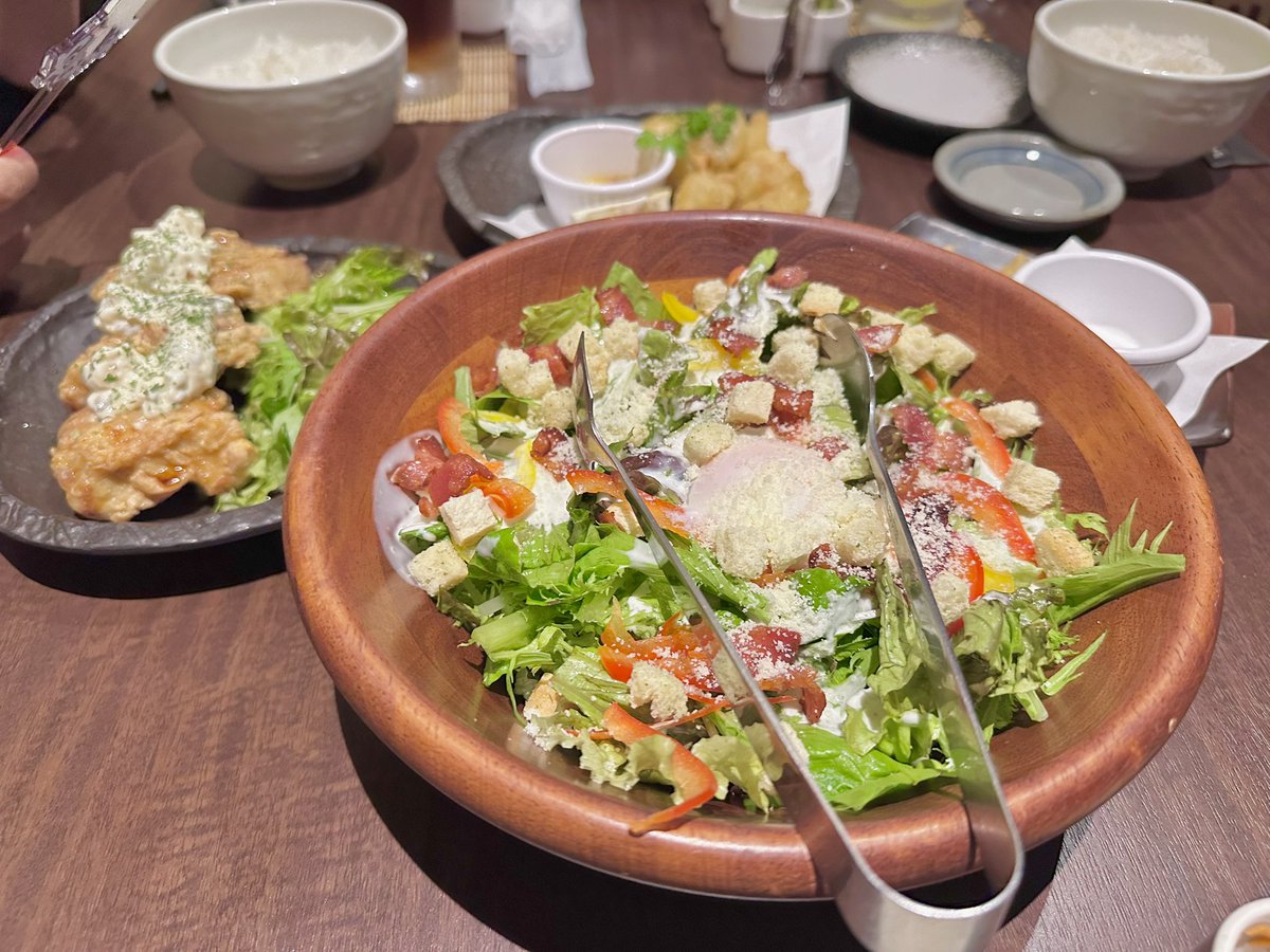 calmenvy_a's tweet photo. 昨日はお姉様方と食事会🍽️💞
身軽で夜に居酒屋さんにいくなんて、
結婚式の2次会以来だったからめちゃくちゃ楽しかったし心が潤った🥹🩷🩷
幸せな時間をありがとうございました😭🌼 https://t.co/frRyfnGEPL