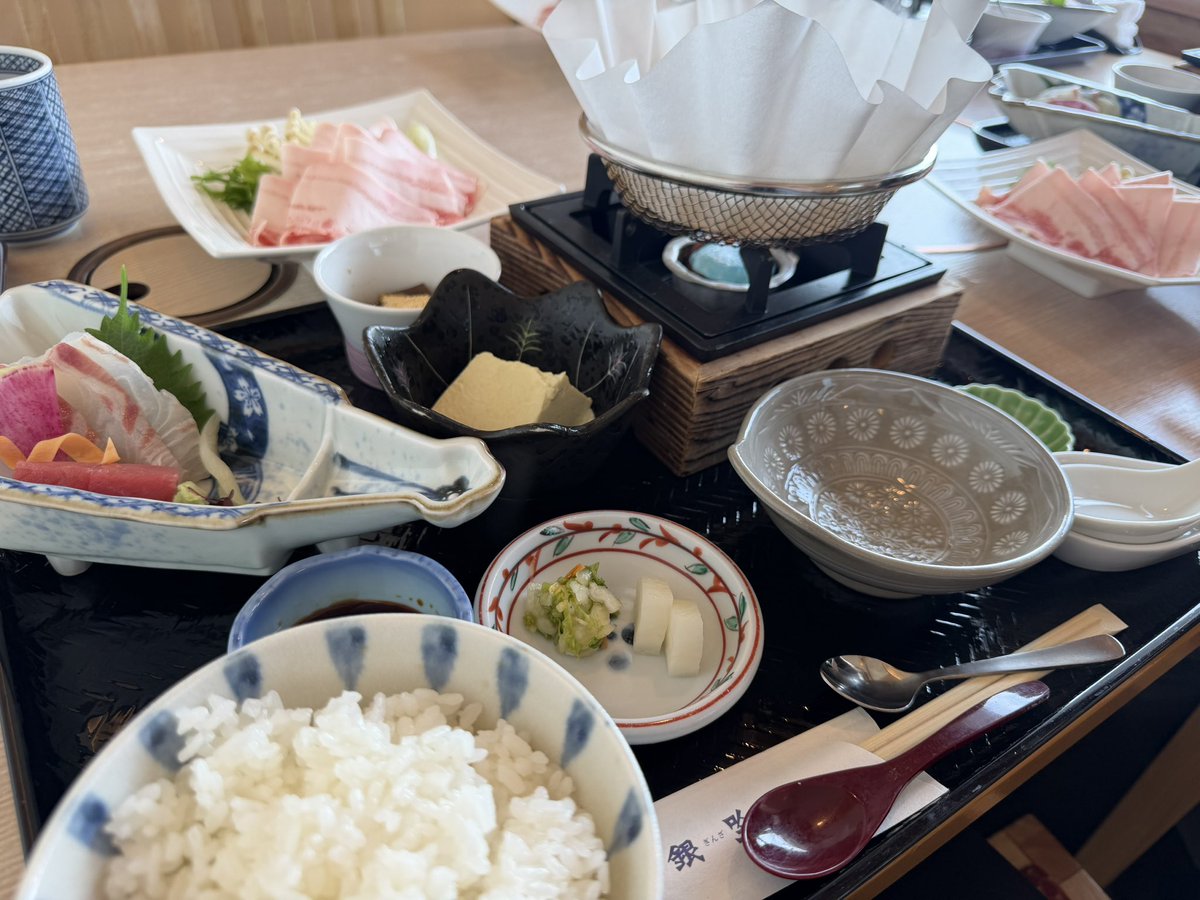 a_tan0137's tweet photo. お昼ごはん( 'ч' )ŧ‹” https://t.co/mB7mRiCX9m