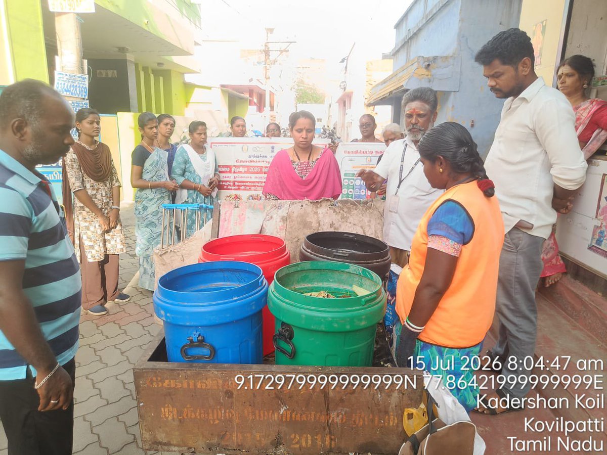 commrkovilpatti's tweet photo. Four bin segregated waste collection implementation & IEC given to public #SafaiApnaoBimaariBhagao #BeCleanBeHealthy #SwachhBharat #MAWSTamilnadu
@CMOTamilnadu
@GSBediIAS
@MoHUA_India
@SwachhBharatGov
@MawsTamilNadu
@SbmRdmaNellai https://t.co/T5C9Sgx6Sm