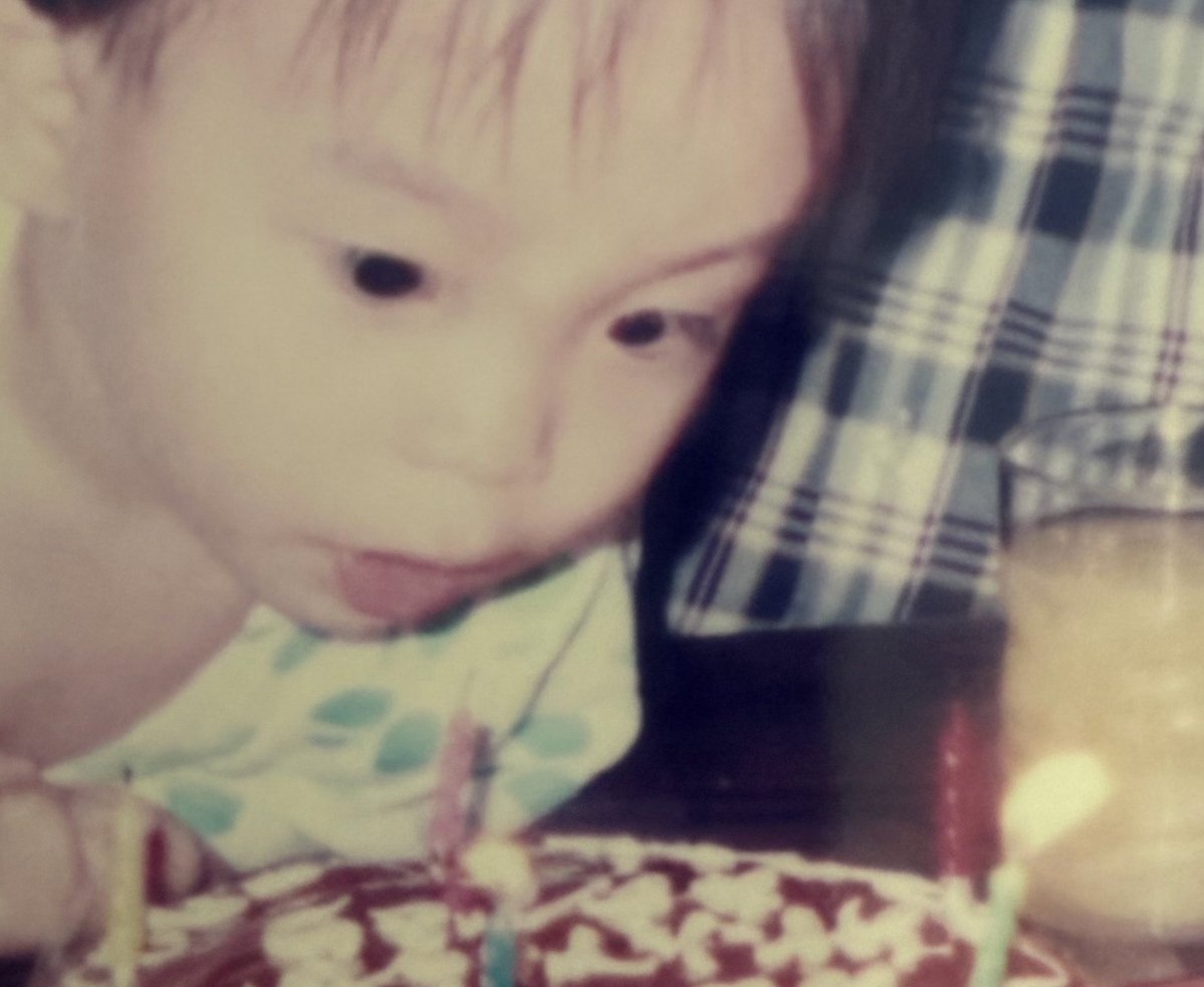 leonoa_aNya's tweet photo. 長男31歳ですって(  ᐛ )㊗️
身体だけは気をつけて、私たちがいなくなってからも(気が早いw)幸せであるように、日々を適度に大切に過ごして欲しいと願う母です（°З°）ﾌｰ🎂 https://t.co/bUD9d9OGbh