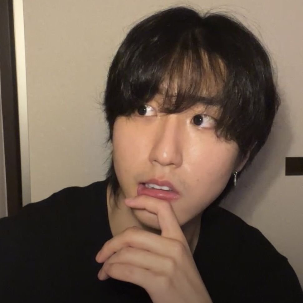 aliesngie's tweet photo. @leeminbinnie han stubble. https://t.co/R4b7FrVB2y