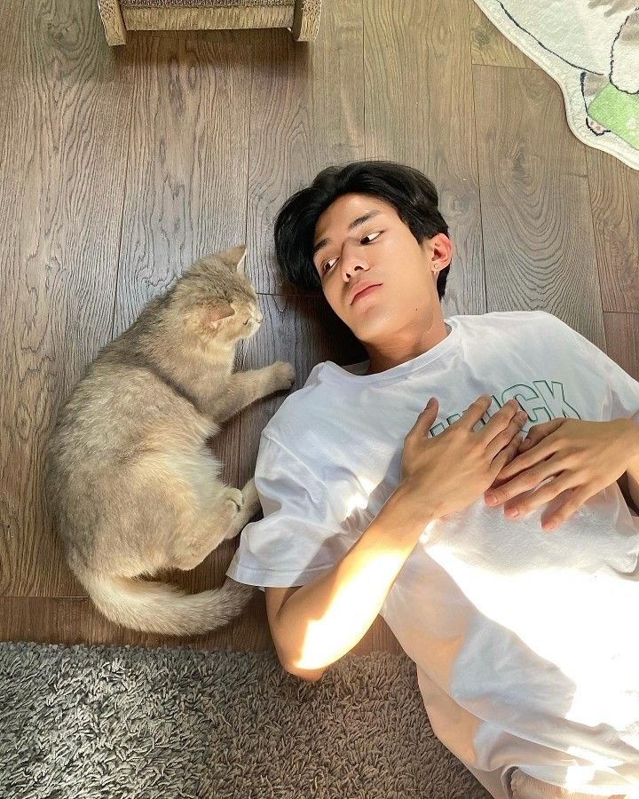 elodimaresa's tweet photo. they're besties https://t.co/deNUII6eAP