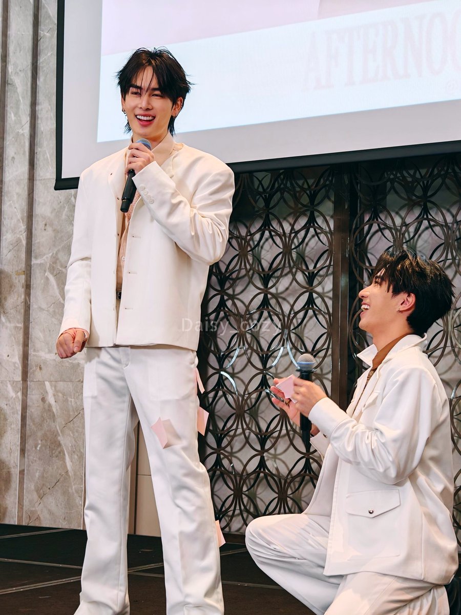 Sae_bts7's tweet photo. The marriage announcement will be out anyday now https://t.co/ZarnMvMgvy