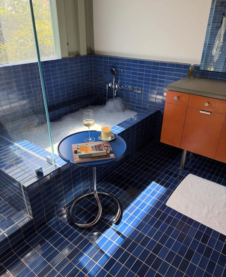 TheWarKitchen's tweet photo. Thinking about royal blue tiles https://t.co/2GayUEpypD