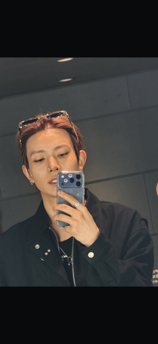 evanweverse's tweet photo. [260715] 💌 + 📸 

🦌: Good morning 
🦌: [y/n] you're awake
🦌: Hehe
🦌: 📸
🦌: Yesterday hehe
🦌: I'm so sleepy [cute tone]
🦌: You're right, I was trying to edit it
🦌: But I don't know how to do it
🦌: I just used filter 
🦌: Let's cheer up for today as well

#EVAN #에반 #HEESEUNG #희승