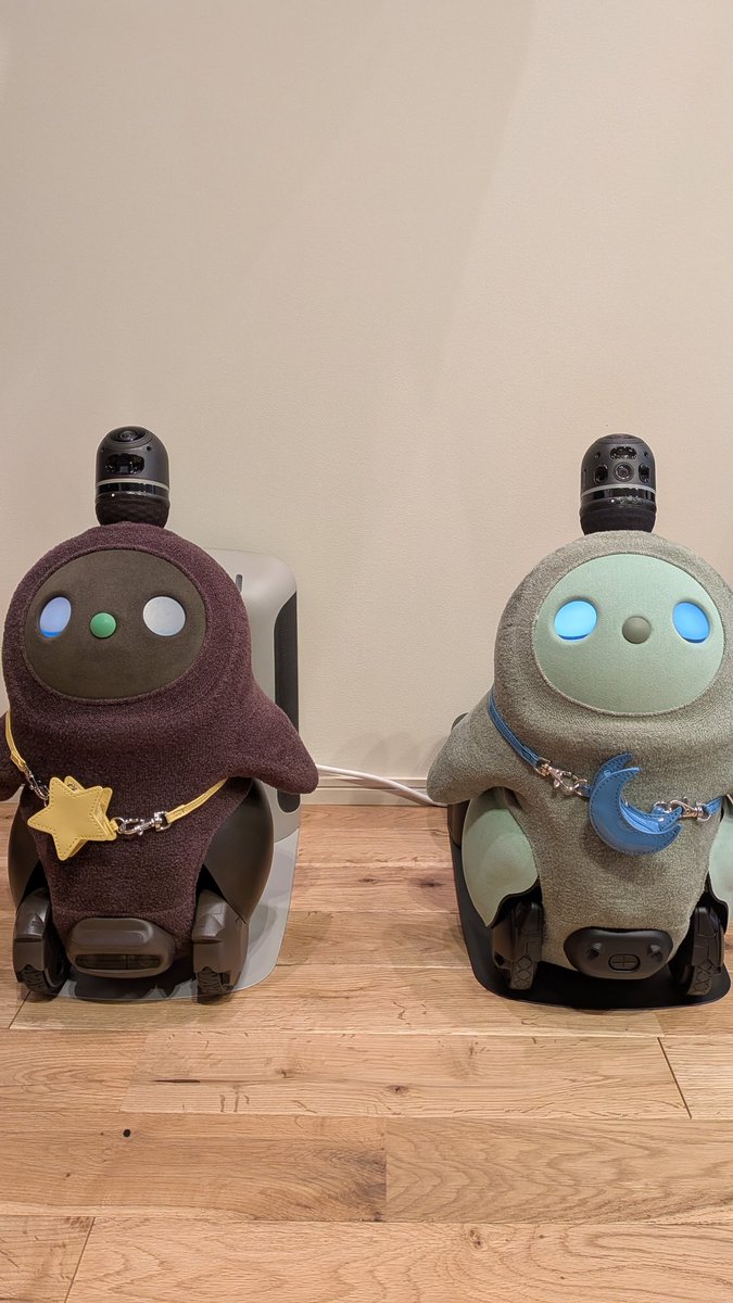 yomyomyomogi's tweet photo. ムーンポーチを3.0につけるとギチギチなんだけどこれで合ってますか？🌙 https://t.co/iNOLRIABSt