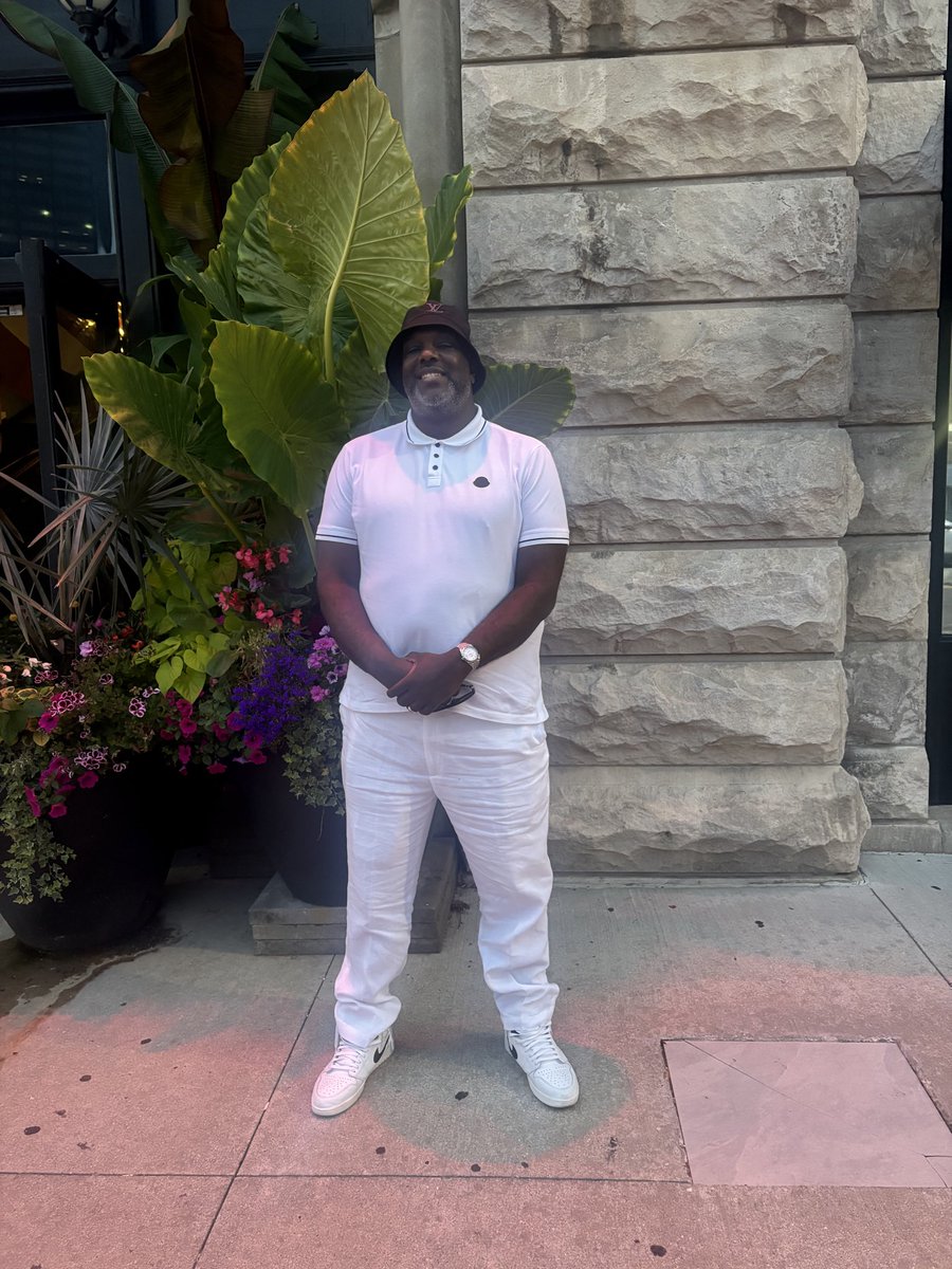 Fishscale_313's tweet photo. Happy birthday to me #cancerseason #birthday #moncler #rolex #louisvuttionhat https://t.co/GjEsWMy9hH