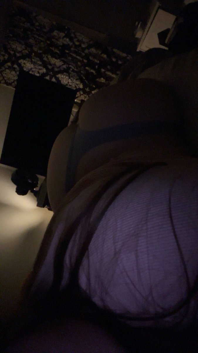 k68770's tweet photo. goodnight moots <3 https://t.co/EzvppmhkLG