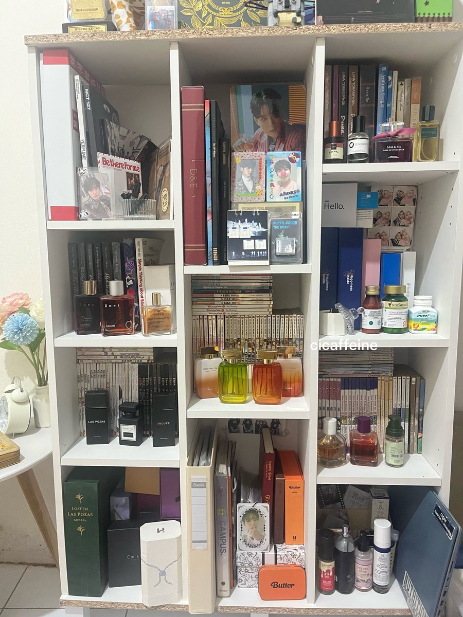 cicaffeine's tweet photo. Old collection during my schooldays🥹🥹

Pardon ini lemari isinya nano nano krn konsepnya harus muat semua di lemari☺️🤏🏻 https://t.co/rxmDO2C7HX
