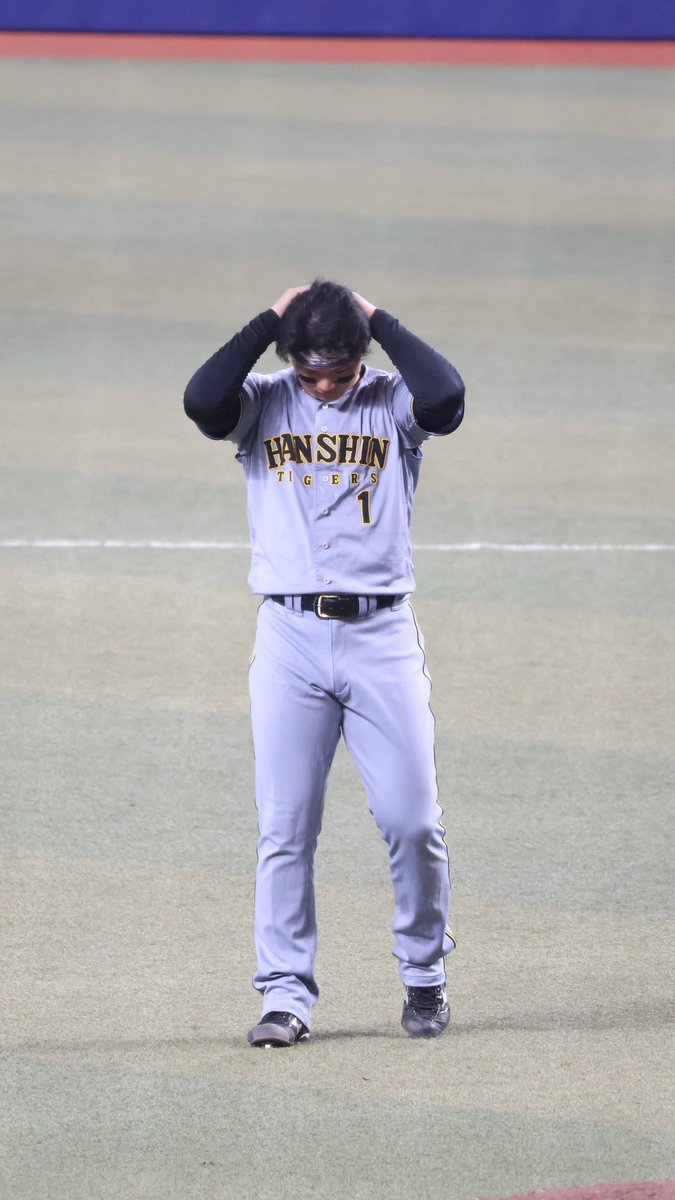 RiRi_730's tweet photo. しょんぼり https://t.co/MiF51dfzNR