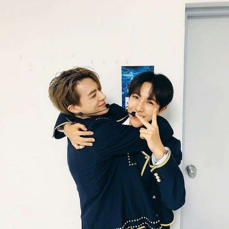 blueeesuns's tweet photo. @723lovers @JelliesforJNRJ @23seasons_ Pre-wedd concept 🤭 https://t.co/PVYcXKaUPM