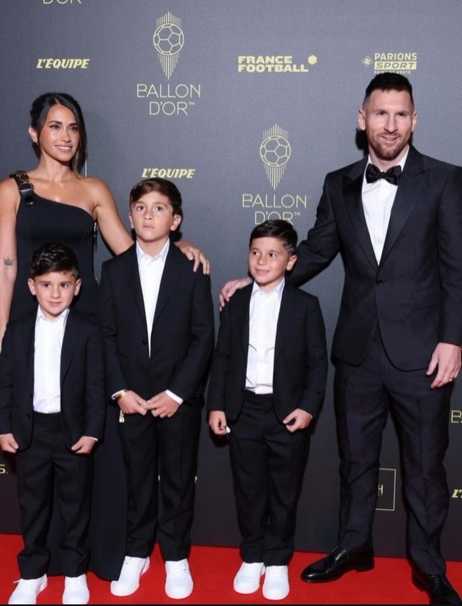 cricket_Stats05's tweet photo. Lionel Messi's entire dating history:

Antonela.
Antonela.
Antonela.
Antonela.
Antonela.

That's it. No scandals. No breakups. No drama. Just Antonela.

The GOAT on and off the pitch. 🐐❤️ https://t.co/Ujk0LXkUH0
