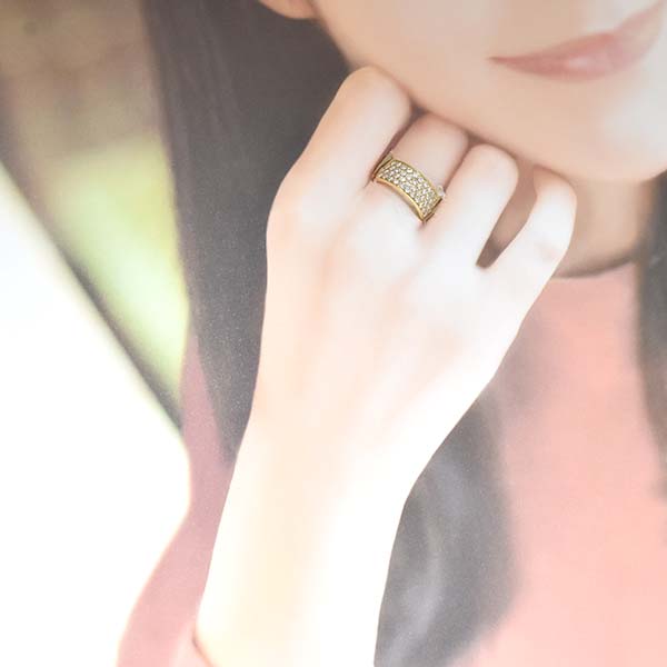 本日の商品「《SALE》オレストパリ ダイヤモンド 0.90ct 18金イエロー