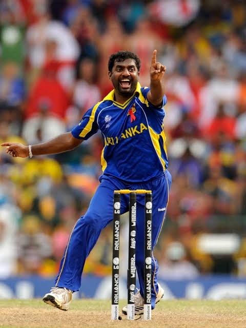 Timeline_X_1438's tweet photo. 🎯 Top 10 Most Wickets in International Cricket History

1. 🇱🇰 Muttiah Muralitharan – 1,347 wickets

2. 🇦🇺 Shane Warne – 1,001 wickets

3. 🏴󠁧󠁢󠁥󠁮󠁧󠁿  James Anderson – 977 wickets

4. 🇮🇳 Anil Kumble – 956 wickets

5. 🇦🇺 Glenn McGrath – 949 wickets

6. 🇵🇰 Wasim Akram – 916 wickets

7. 🏴󠁧󠁢󠁥󠁮󠁧󠁿 Stuart Broad – 847 wickets

8. 🇿🇦 Shaun Pollock – 829 wickets

9. 🇵🇰 Waqar Younis – 789 wickets

10. 🇱🇰 Chaminda Vaas – 761 wickets