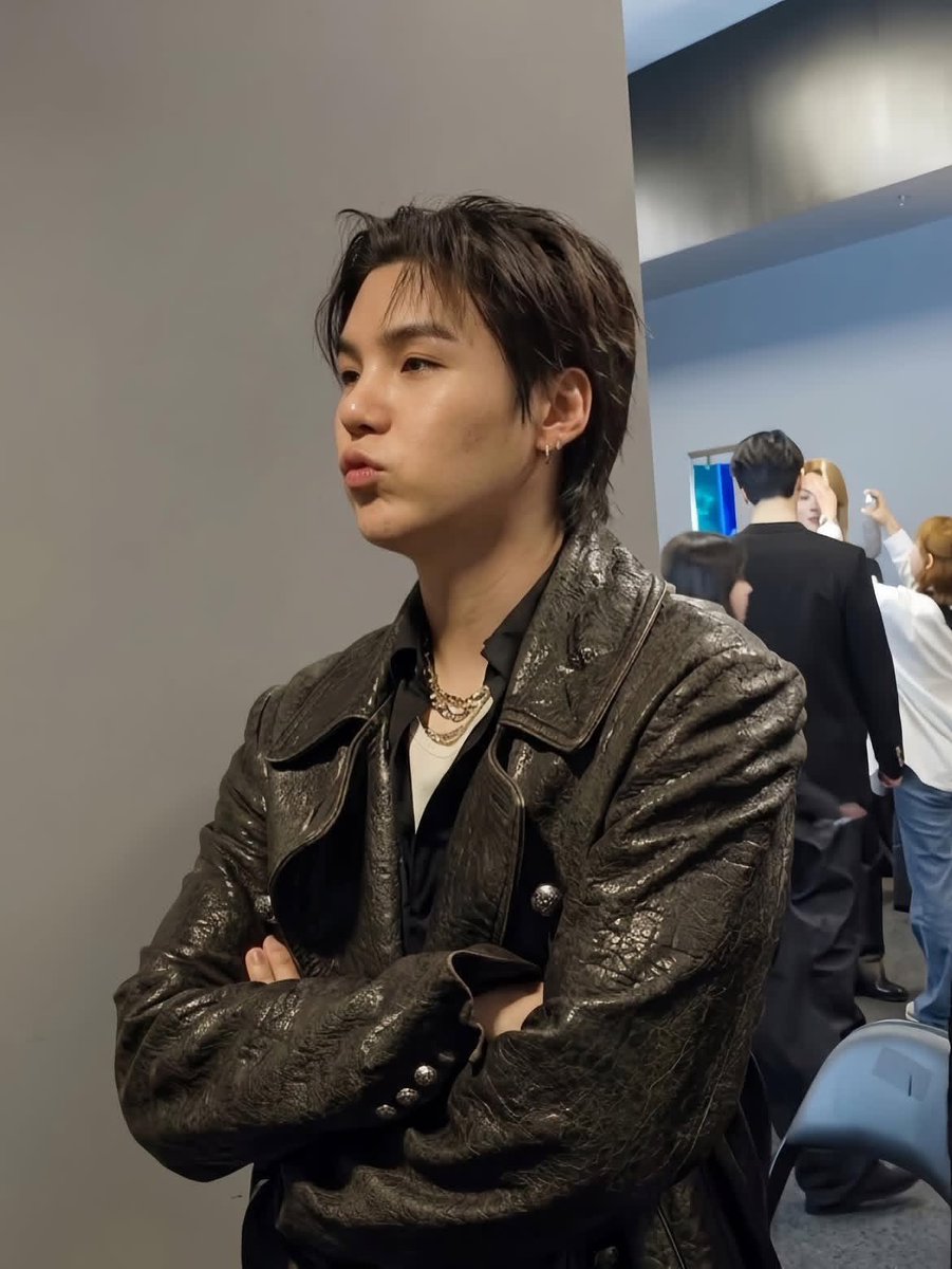 realsuga001's tweet photo. 🙈💋 https://t.co/OB4nyygzq2